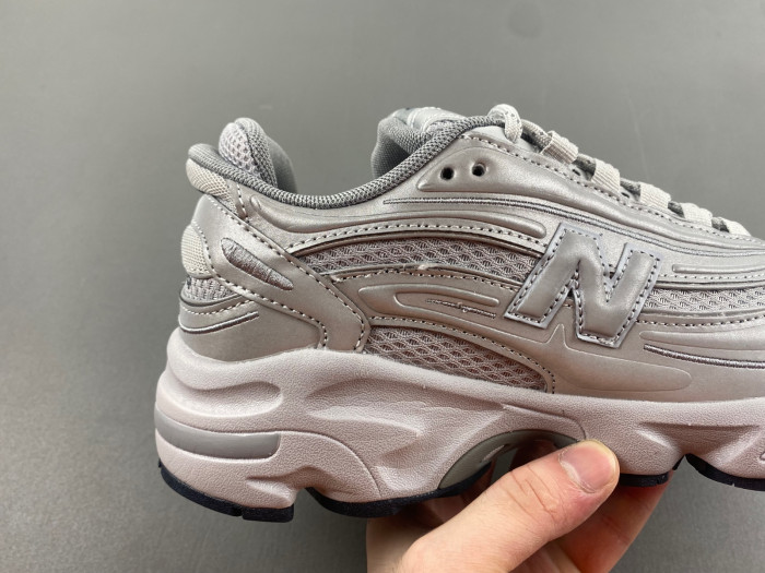 new Ba1an*e 1000 “angora/moonrock” nb x jfg m1000te