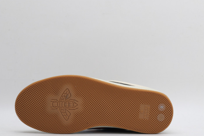 low-top sneaker 90643
