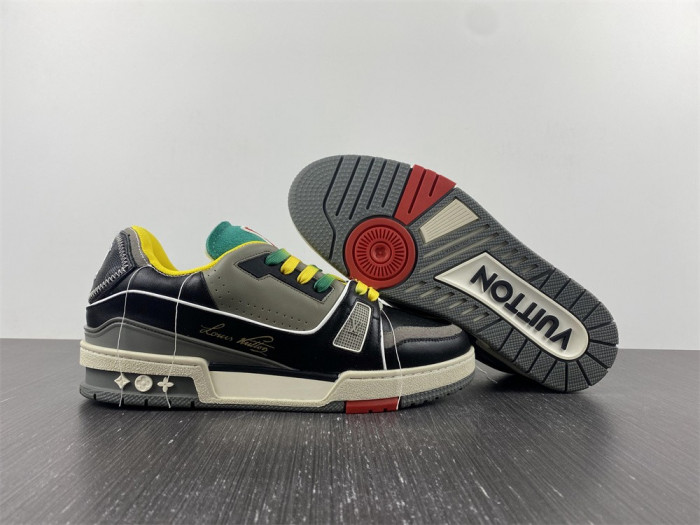lovt sneaker