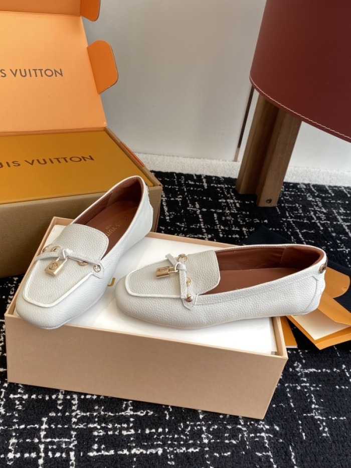LOVT SNEAKER lv-382