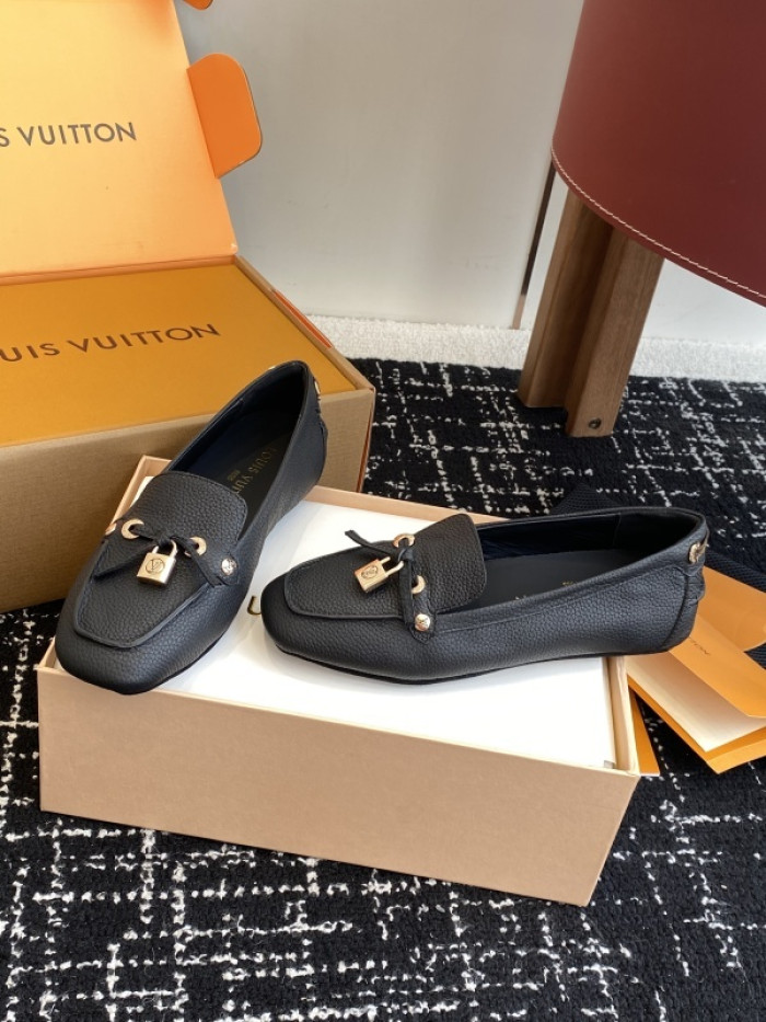 LOVT SNEAKER lv-384