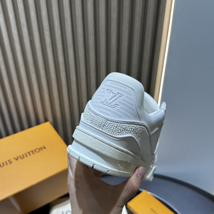 LOVT SNEAKER lv-314