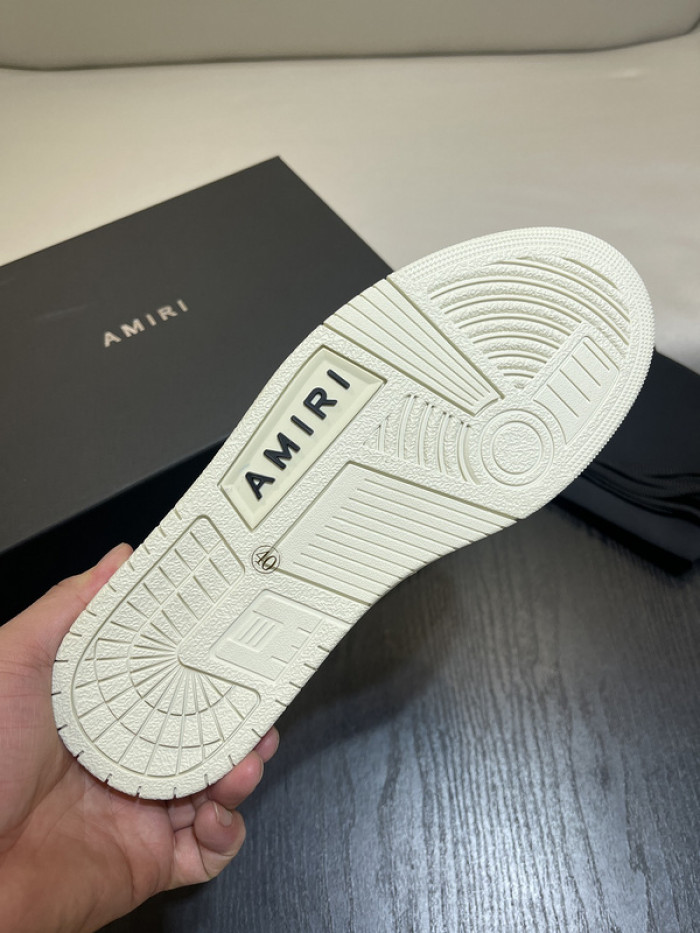 Travis Scott x Air Jordan 1 Low OG DM7866-956
