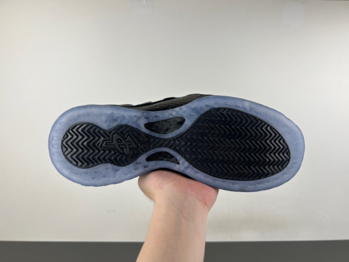 Nike Air Foamposite One “Carbon Fiber " HF2902-002