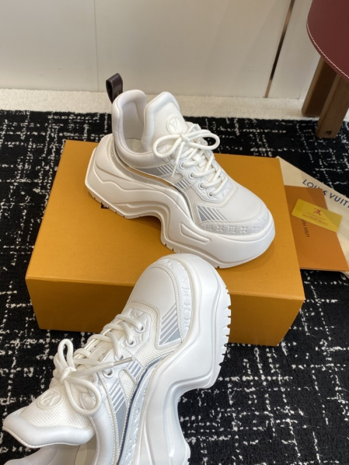 LOVT SNEAKER lv-424