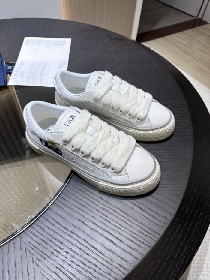 DR B33 LOW-TOP SNEAKERS DR-127