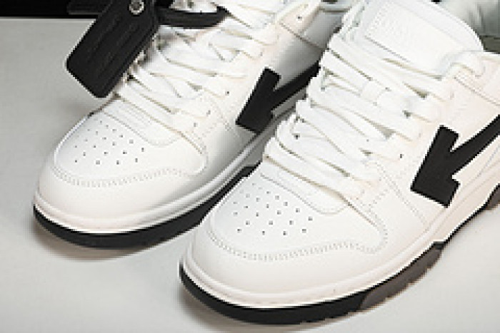 of c/o odsy-1000 sneakers