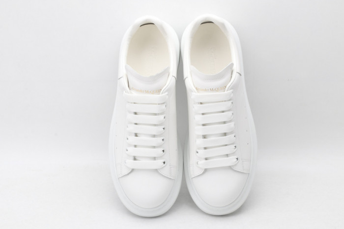 alex mcqu sneakers